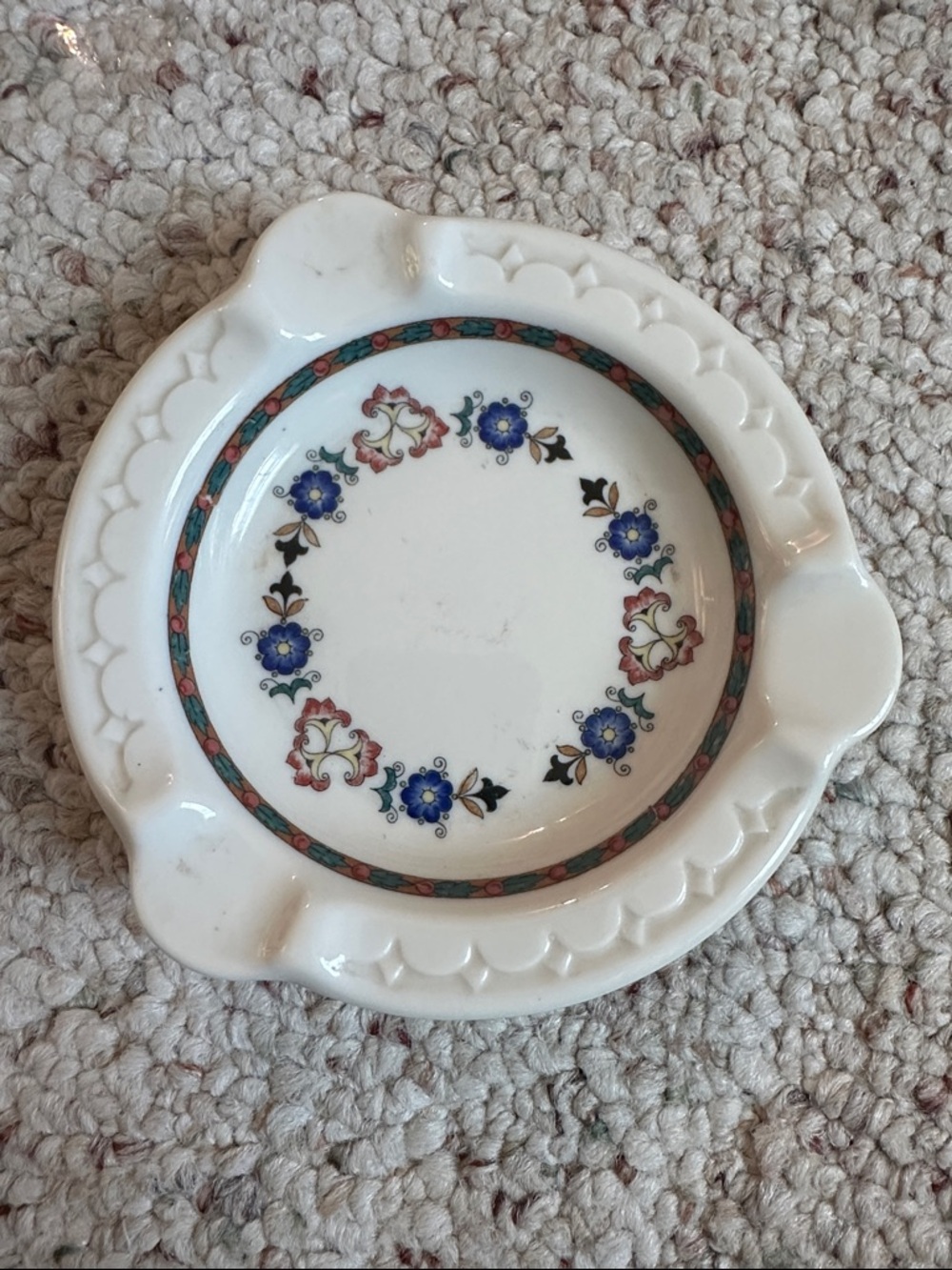 Rare vintage Syracuse, China ashtray